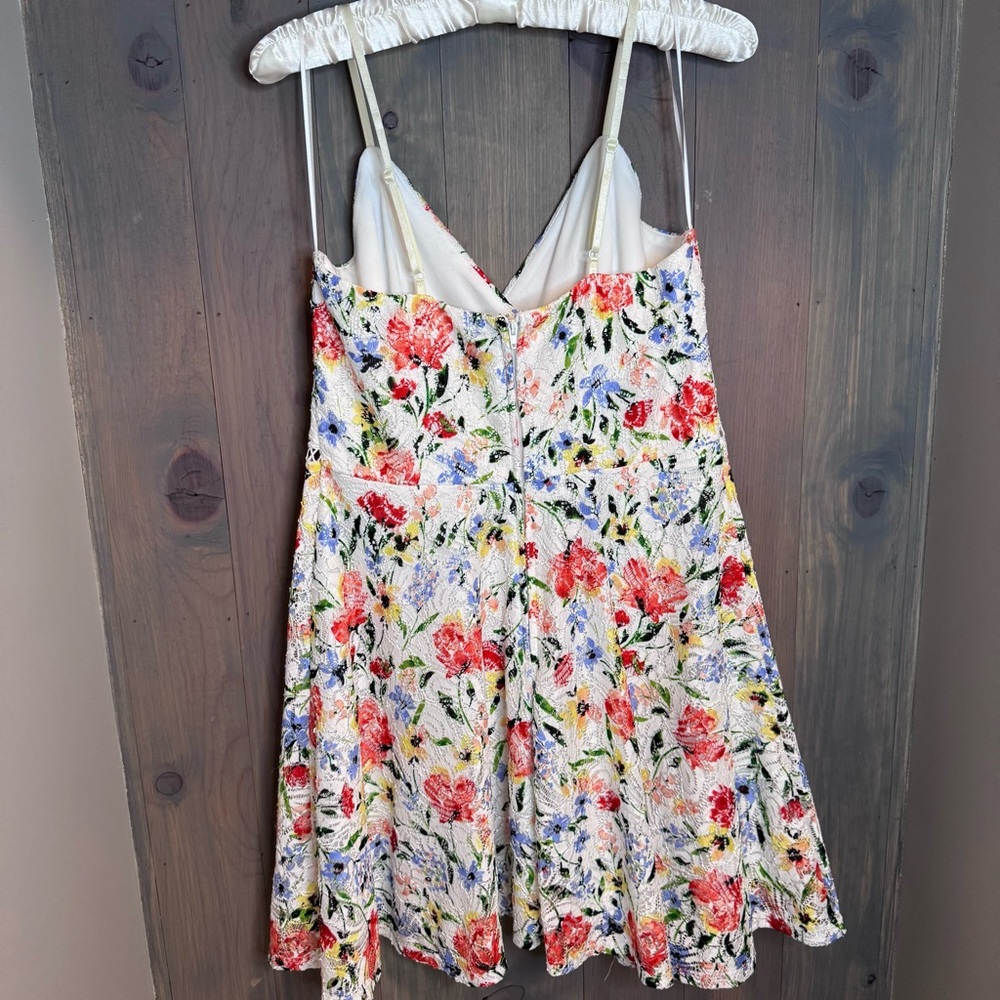 Blue Rain Floral Lace Dress - Picture 3 of 4